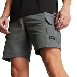 New Look Nylon Cargo Shorts in Green, Size 32R​​​​​​​